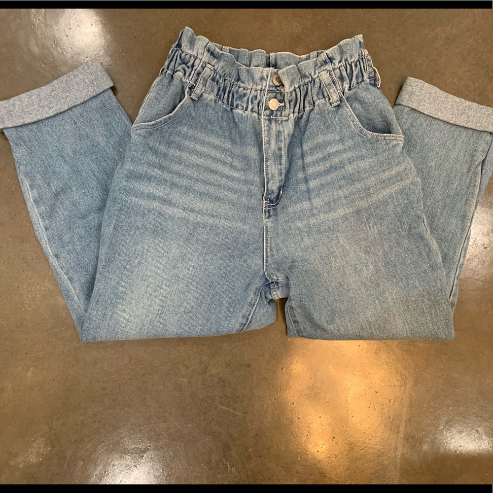 Never worn Pacsun Mom jeans